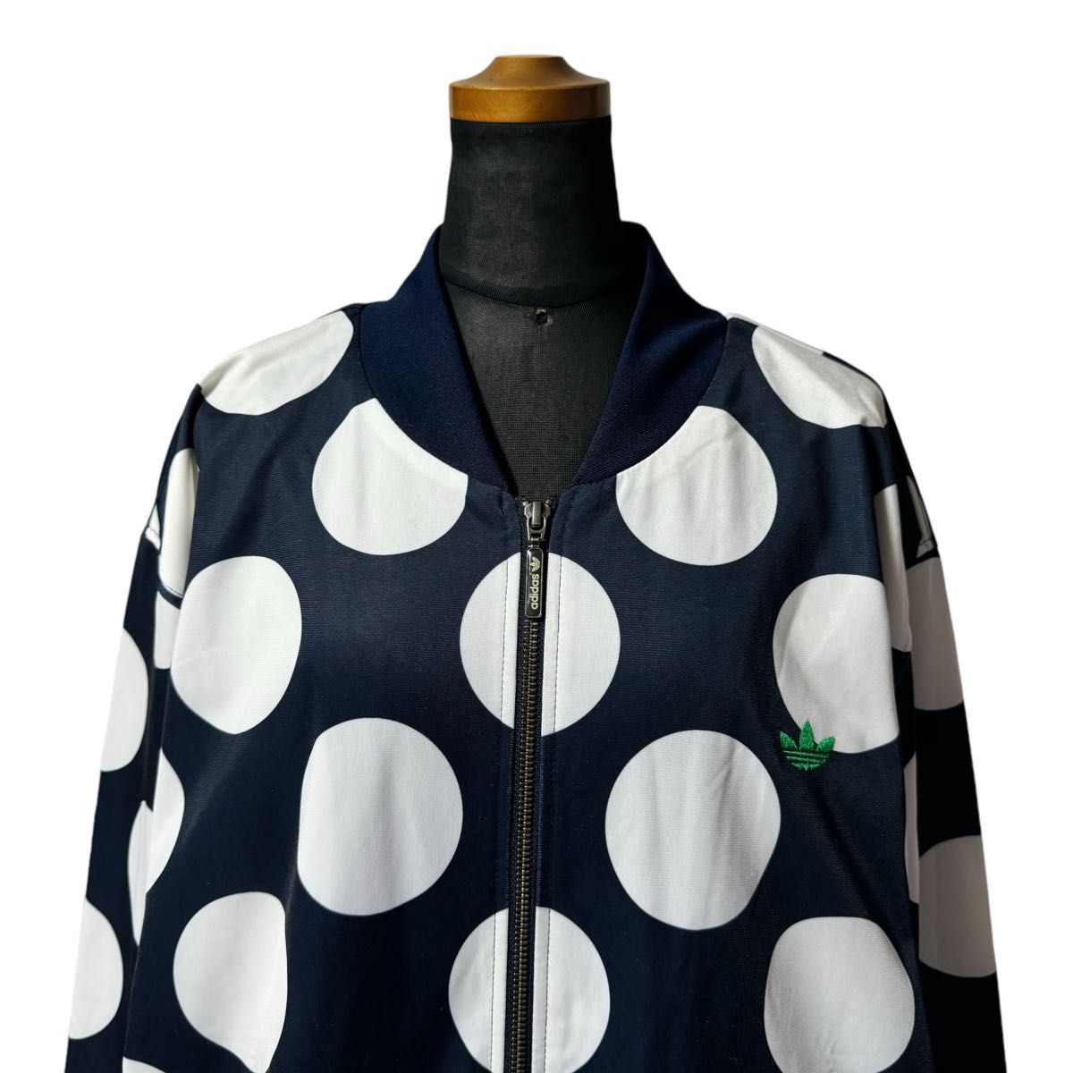 【★adidas×希少サイズ】ゆるダボ6XO トラックジャケット 古着ジャージ黒 ゆるダボ】希少 adidas originals アディダスオリジナルス