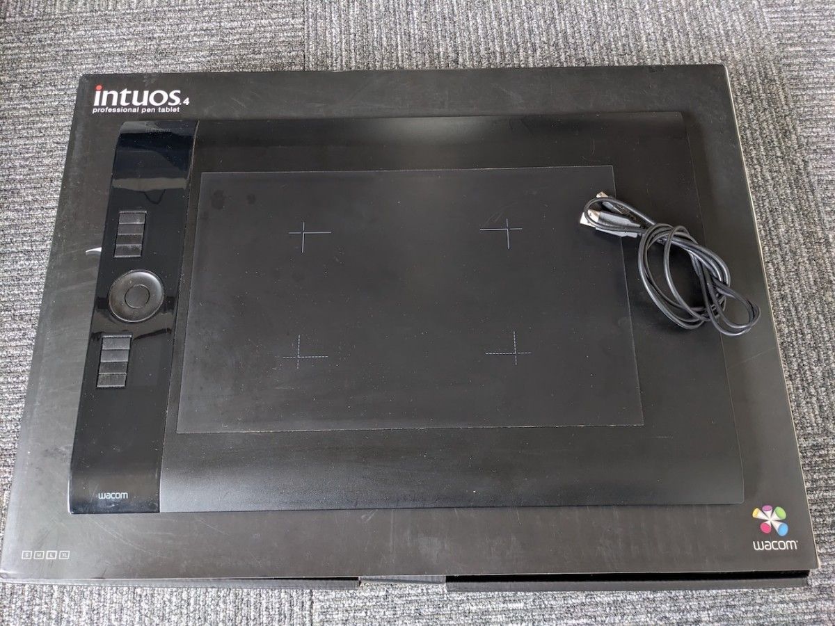 送料無料 Wacom ワコム Intuos4 Large PTK-840/K0 ペン 送料無料 Wacom ワコム Intuos4 Large PTK-840/K0 ペン