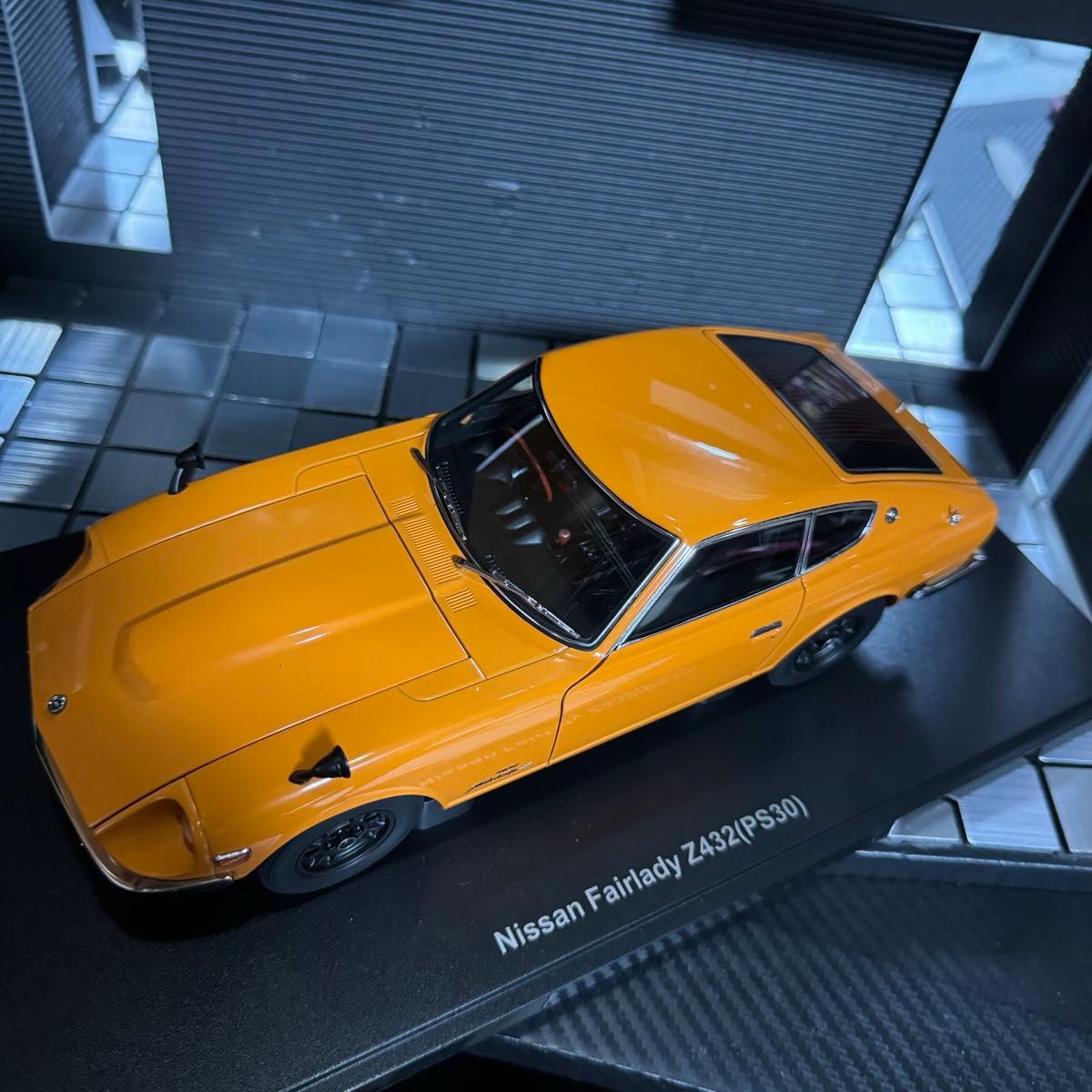 未展示品 オートアート1/18 日産フェアレディZ423 (PS30 未展示品 オートアート1/18 日産フェアレディZ423 (PS30