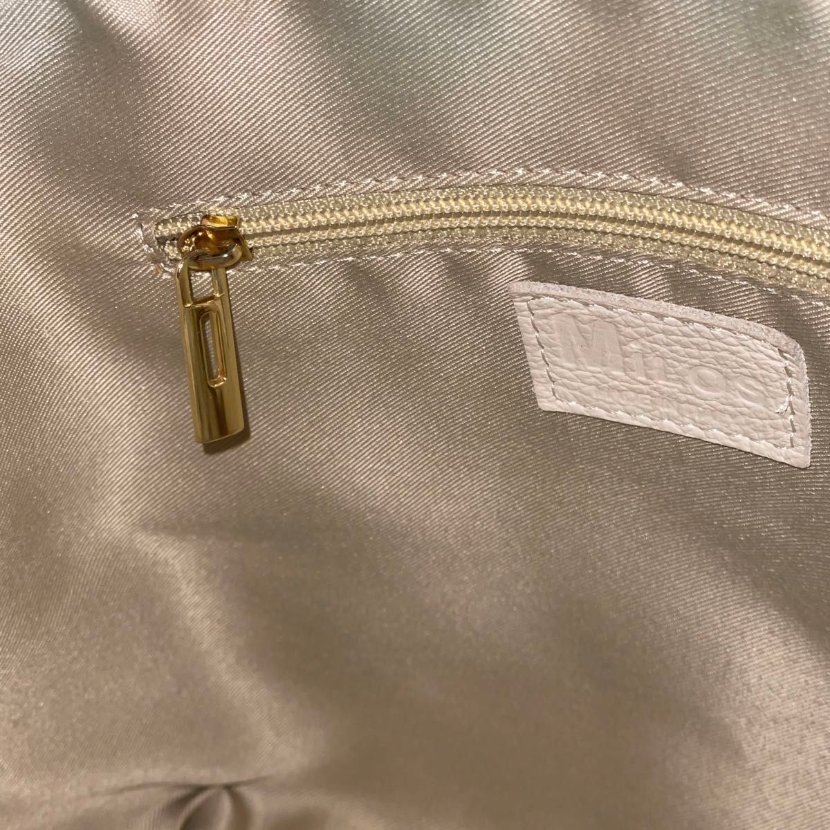美品 MILOS ミロス 金具 トート ショルダー 2way 本革 ゴールド 美品 MILOS ミロス 金具 トート ショルダー 2way 本革 ゴールド