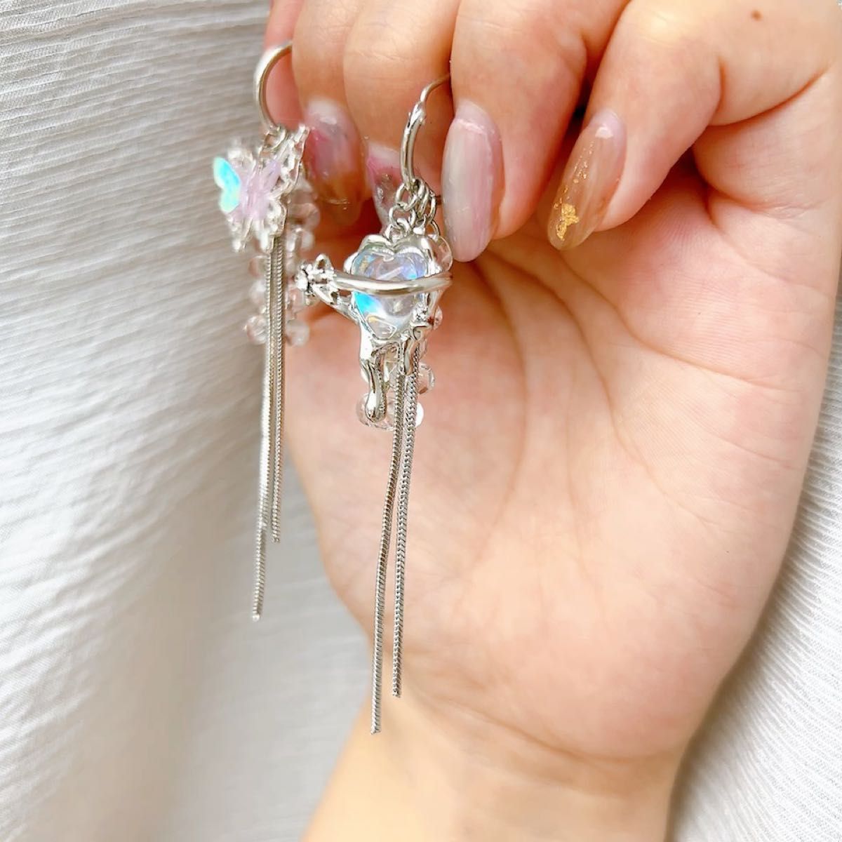 【1420】ハンドメイドイヤリング 大ぶりイヤリング バタフライ 蝶々 ハート シルバーアクセサリー キラキラ シルバー