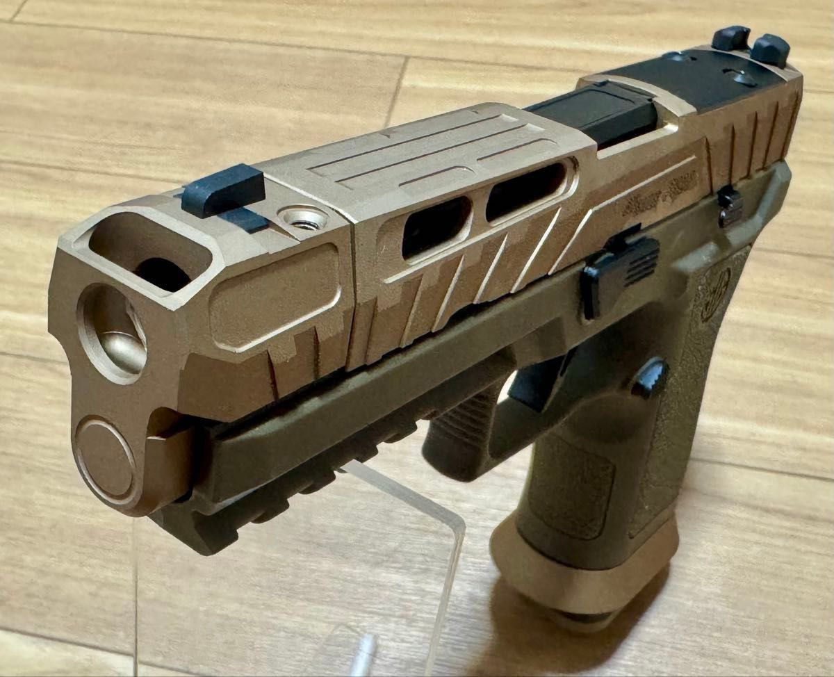 NOVA P320 SPECTRE COMP TAN CO2仕様 SIG SAUER VFC M18 M17 NOVA P320 SPECTRE COMP TAN CO2仕様 SIG SAUER VFC M18 M17