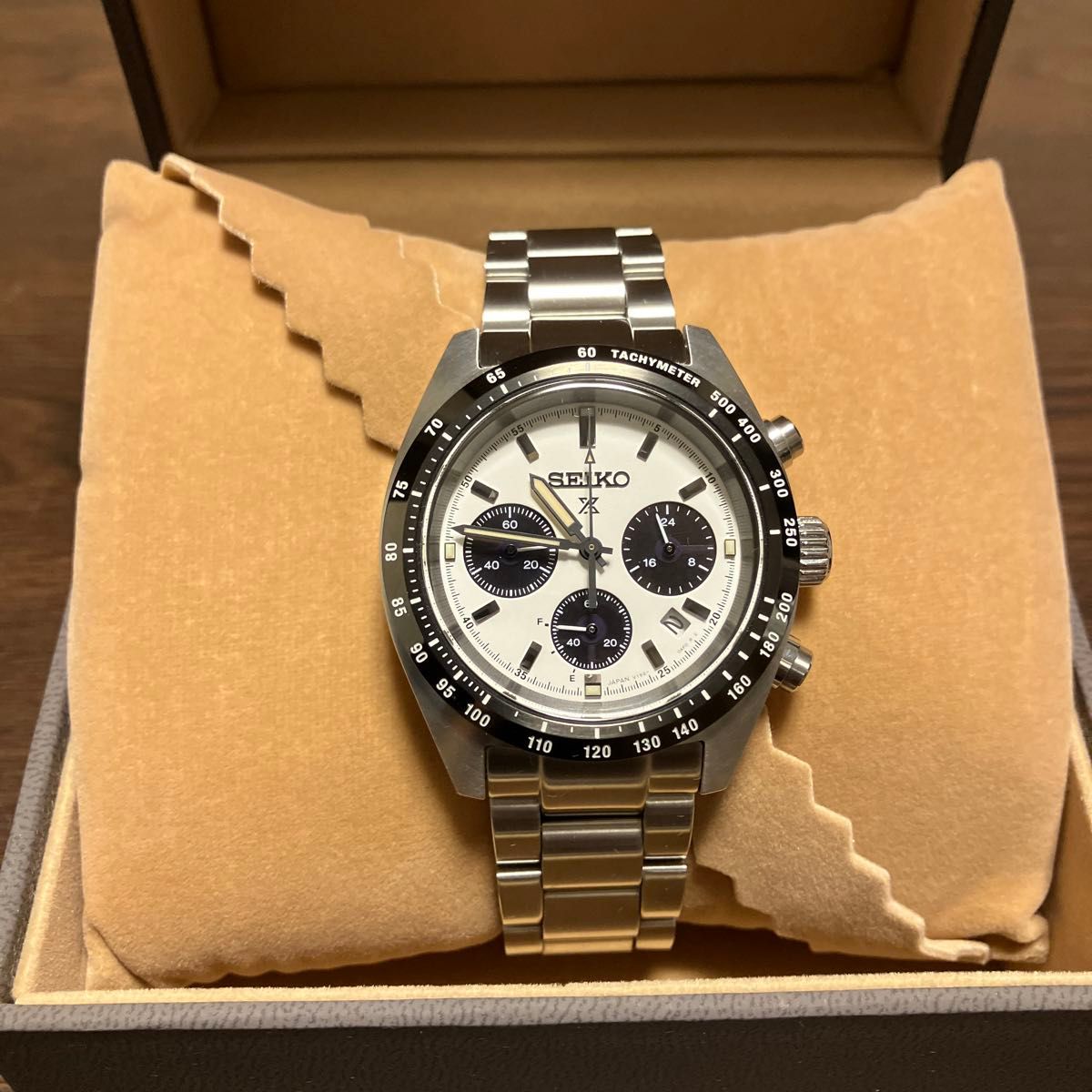 美中古 SEIKO SBDL085 セイコー ソーラー クロノグラフ パンダ 美中古 SEIKO SBDL085 セイコー ソーラー クロノグラフ パンダ