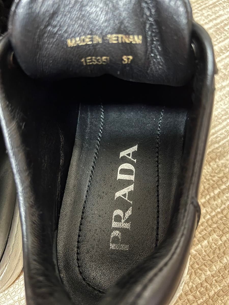プラダ PRADA スニーカー 37 黒 シューズ ブラック|Yahoo プラダ PRADA スニーカー 37 黒 シューズ ブラック|Yahoo