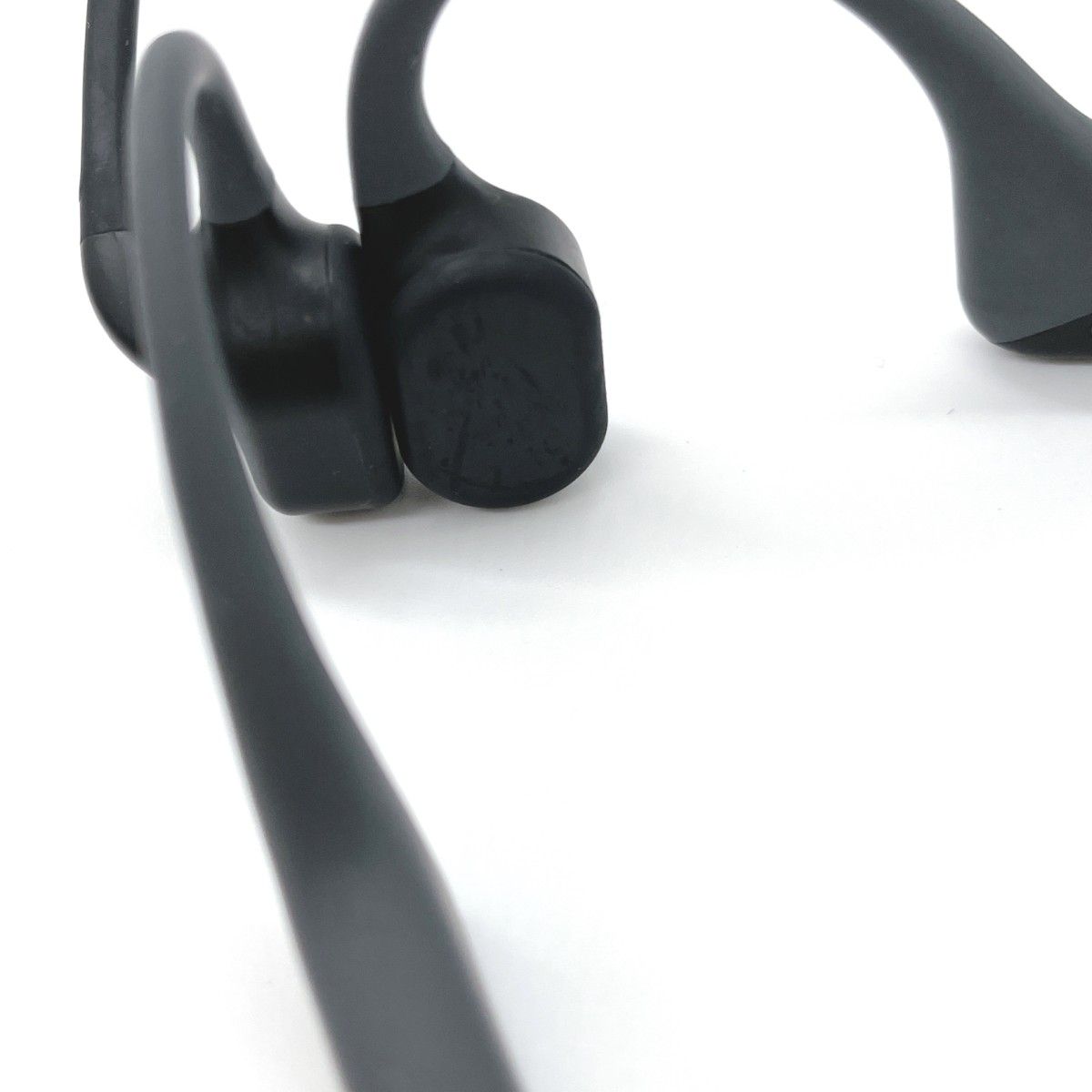 美品】AFTERSHOKZ OpenComm 骨伝導ワイヤレスヘッドセット 美品】AFTERSHOKZ OpenComm 骨伝導ワイヤレスヘッドセット