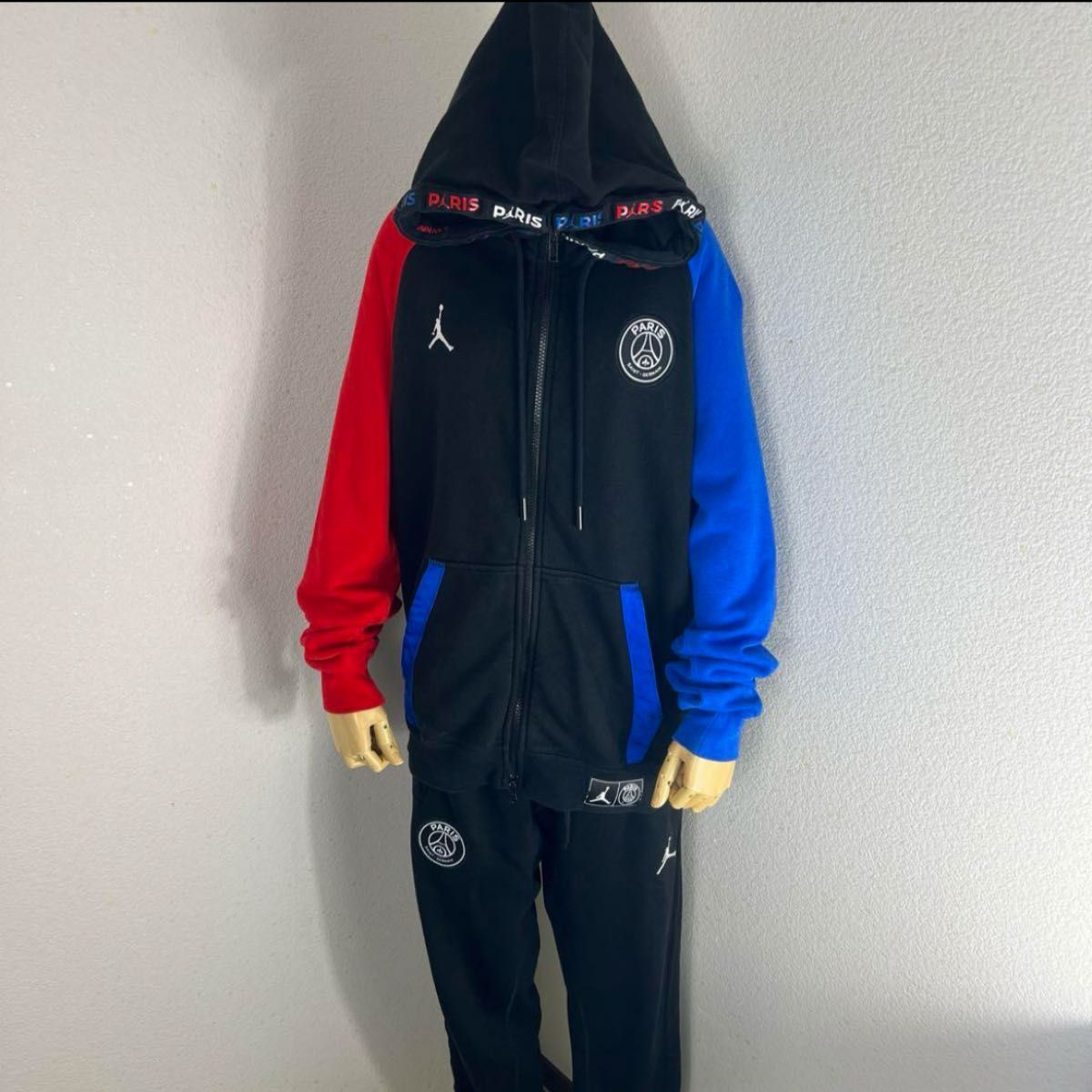 激レア】NIKE パリサンジェルマン ジョーダンセットアップ 激レア】NIKE パリサンジェルマン ジョーダンセットアップ