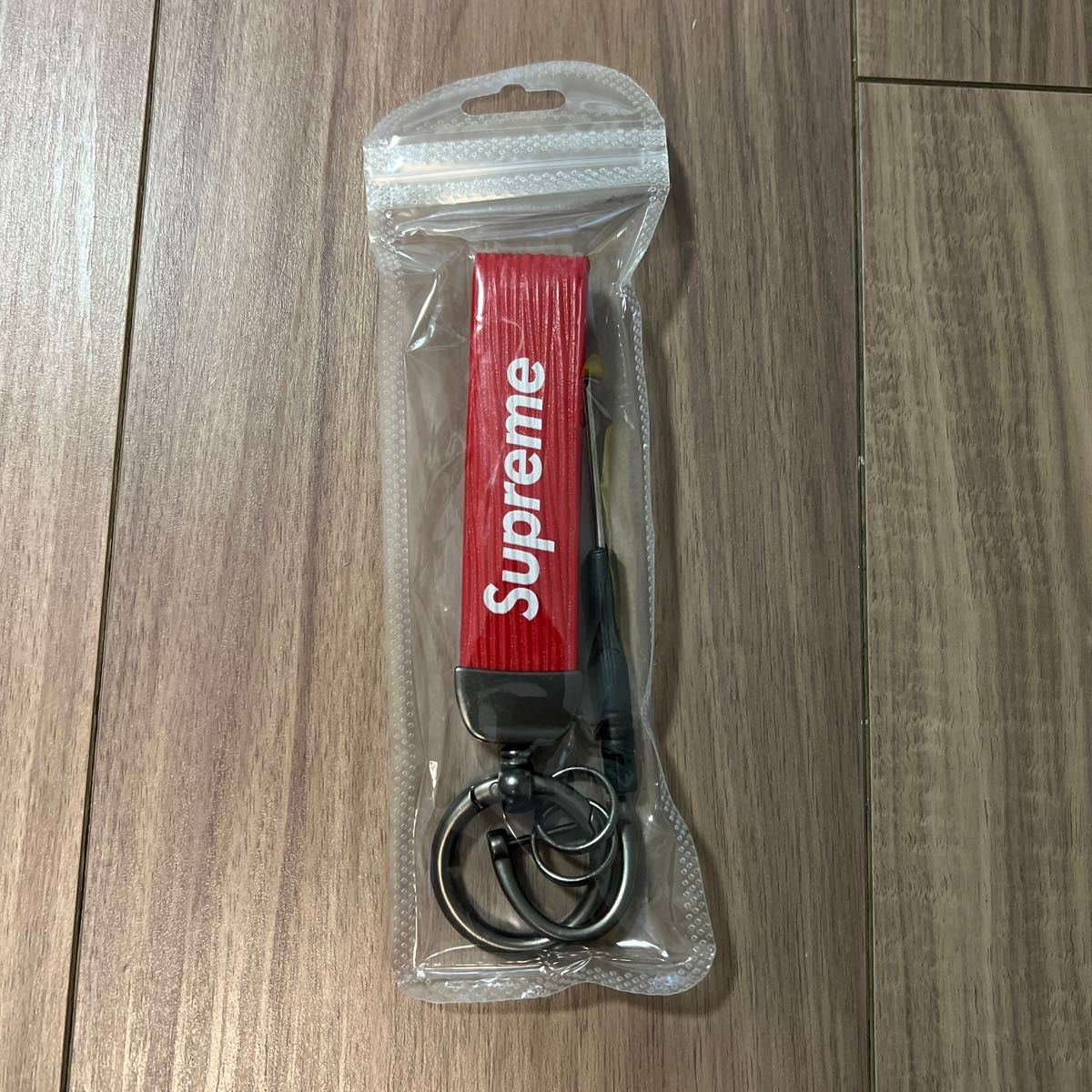 supreme シュプリーム キーホルダー カラビナ キーホルダー supreme シュプリーム キーホルダー カラビナ キーホルダー