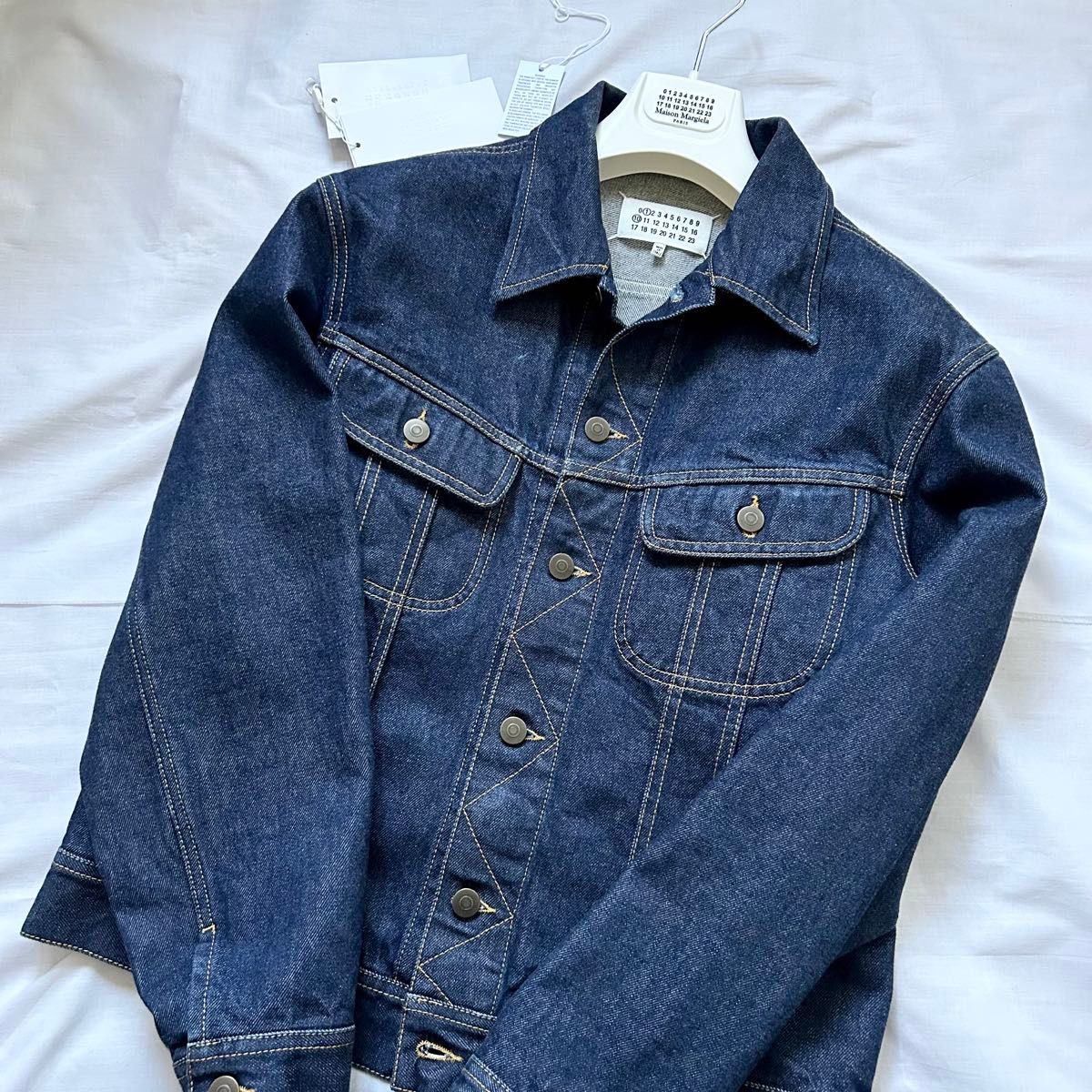 極美品 Maison Margiela デニムジャケット 濃紺 ハンガー付 極美品 Maison Margiela デニムジャケット 濃紺 ハンガー付