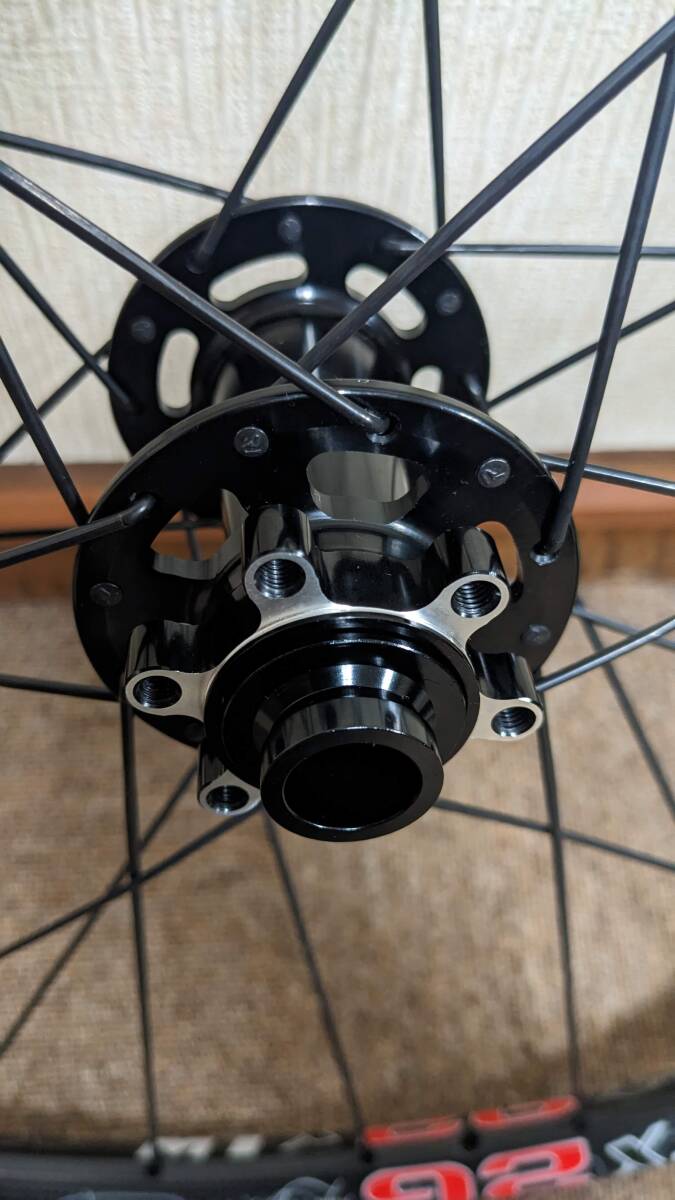 カーボンホイール 26インチ Token MTX C18CA CARBON 15x100 カーボンホイール 26インチ Token MTX C18CA CARBON 15x100