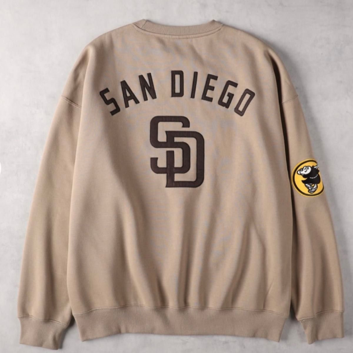 XL】MLB公式 パドレス 裏起毛 ロゴ刺繍&ワッペン入り長袖 XL】MLB公式 パドレス 裏起毛 ロゴ刺繍&ワッペン入り長袖