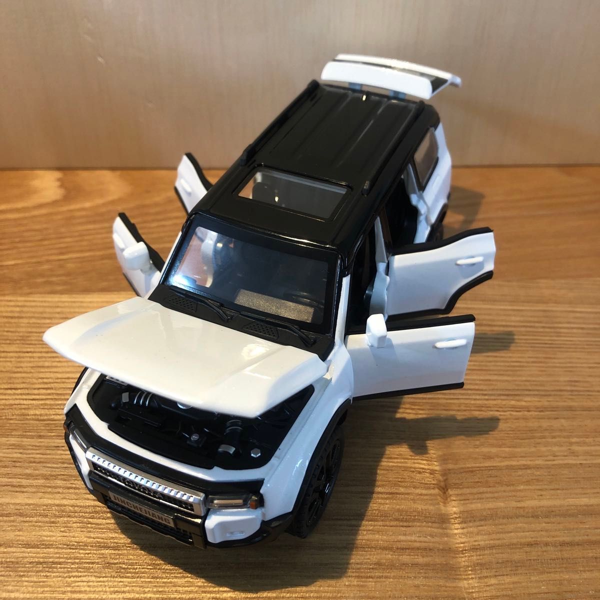 トヨタ ランクル 250 ミニカー 1/32 白 ランドクルーザー250 トヨタ ランクル 250 ミニカー 1/32 白 ランドクルーザー250