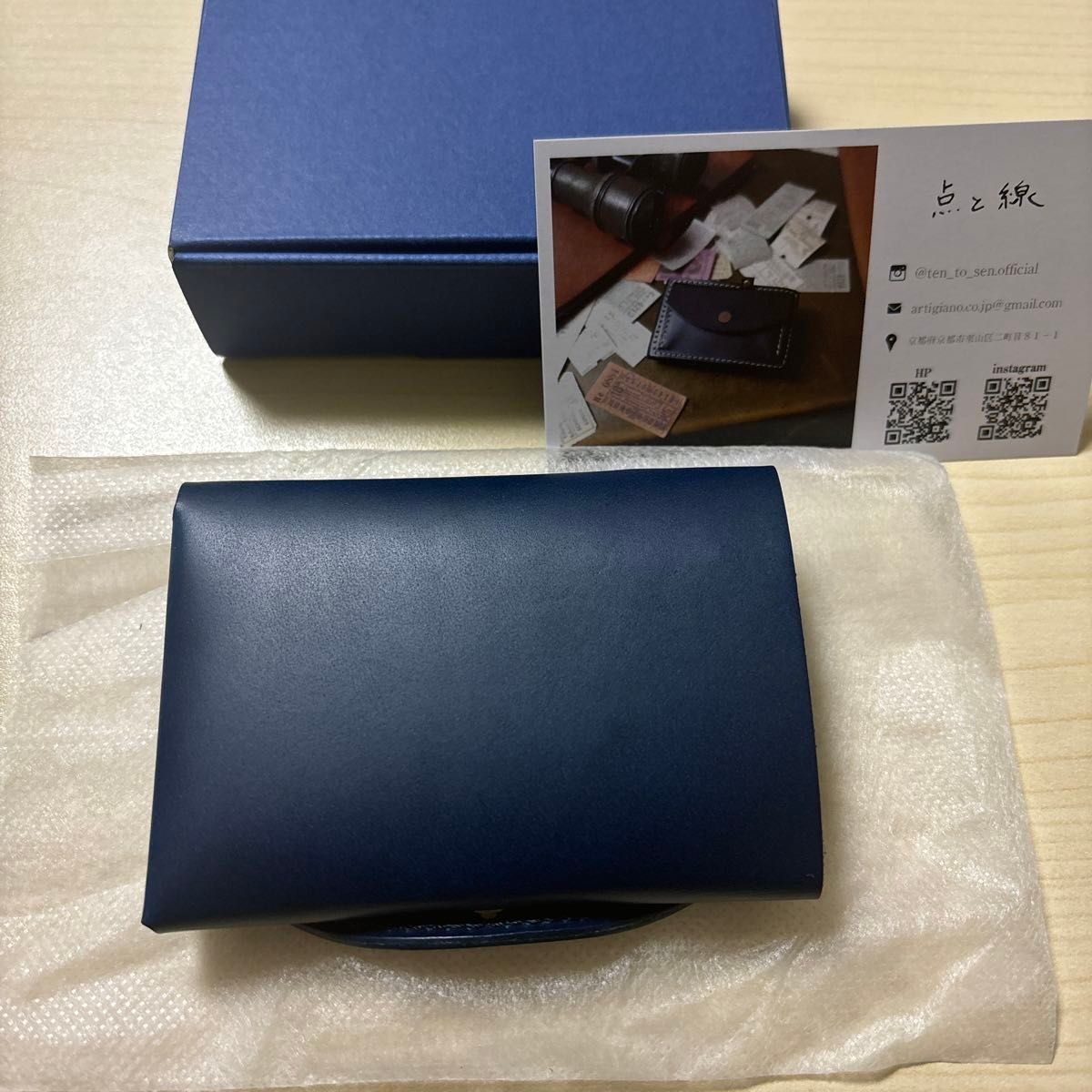 点と線 usuha peta ブルー 点と線usuha peta ブルー三つ折り財布