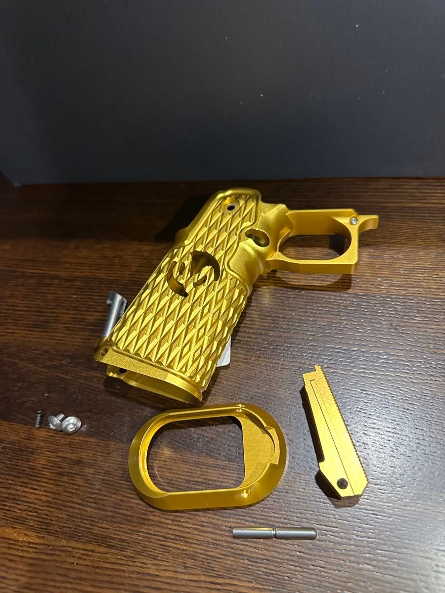 5KU Infinity タイプ CNC アルミニウム グリップ 東京マルイ 5KU Infinity タイプ CNC アルミニウム グリップ 東京マルイ