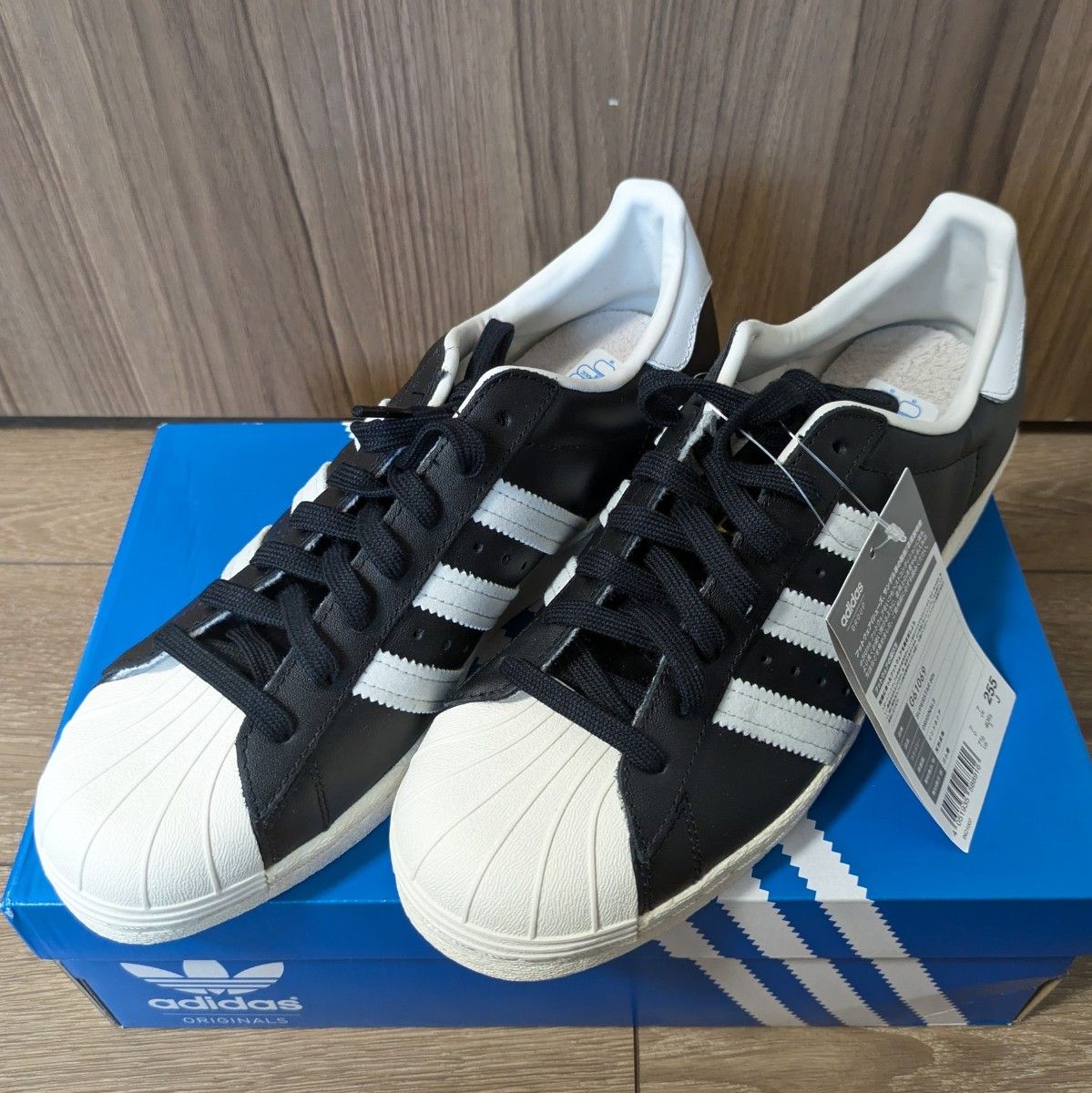新品未使用】adidas SUPERSTAR 80s G61069 25 5㎝ ブラック 黒 新品未使用】adidas SUPERSTAR 80s G61069 25 5㎝ ブラック 黒