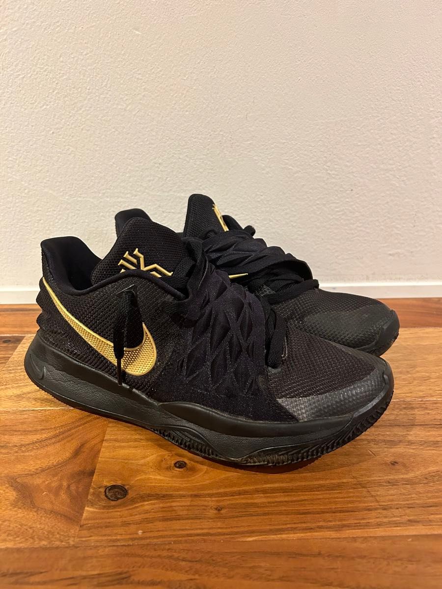 【人気色】ナイキ メンズ カイリーロー Nike Kyrie Low