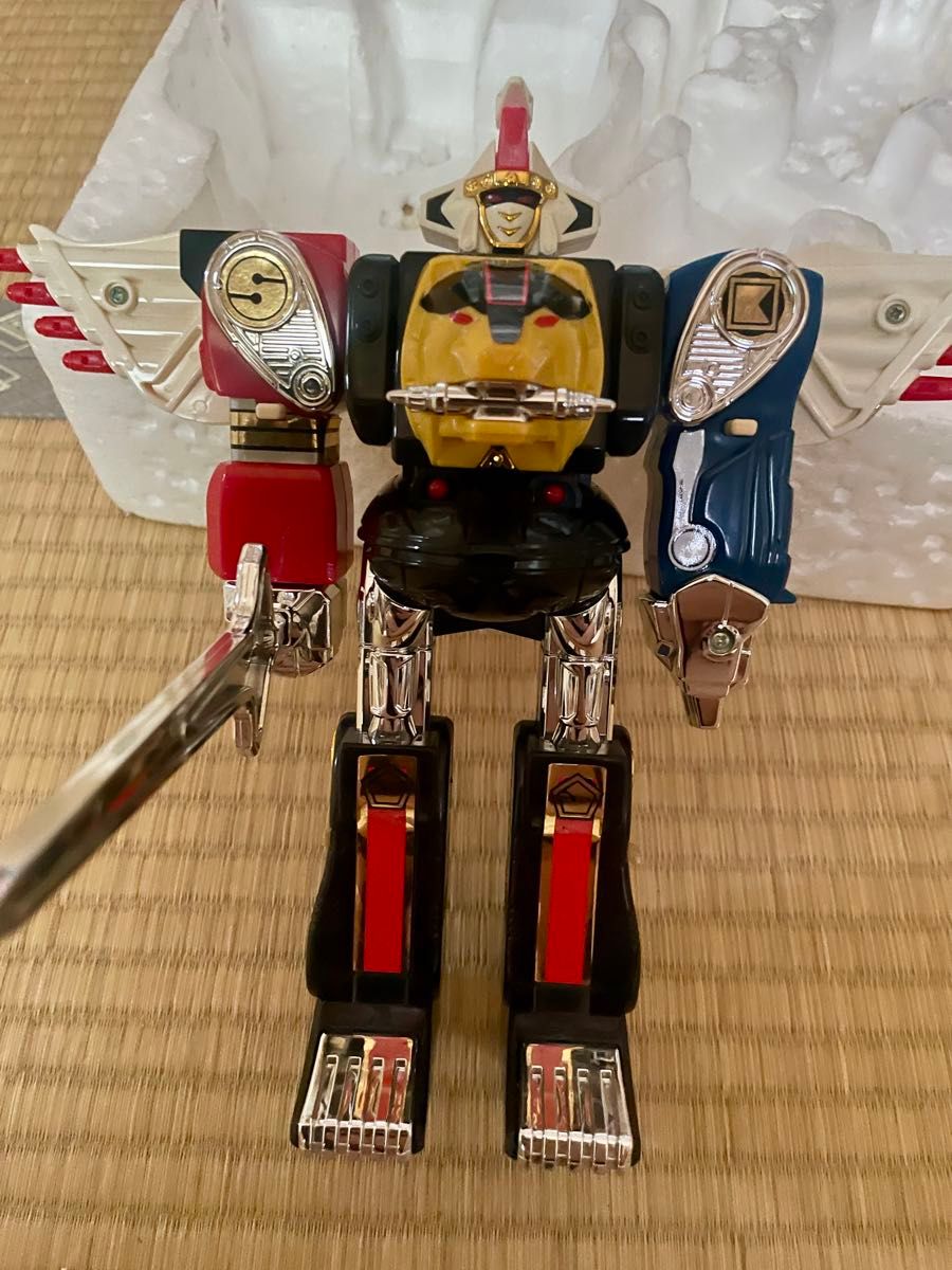 バンダイ 忍者戦隊カクレンジャー スーパー隠大将軍 プラデラ バンダイ 忍者戦隊カクレンジャー スーパー隠大将軍 プラデラ