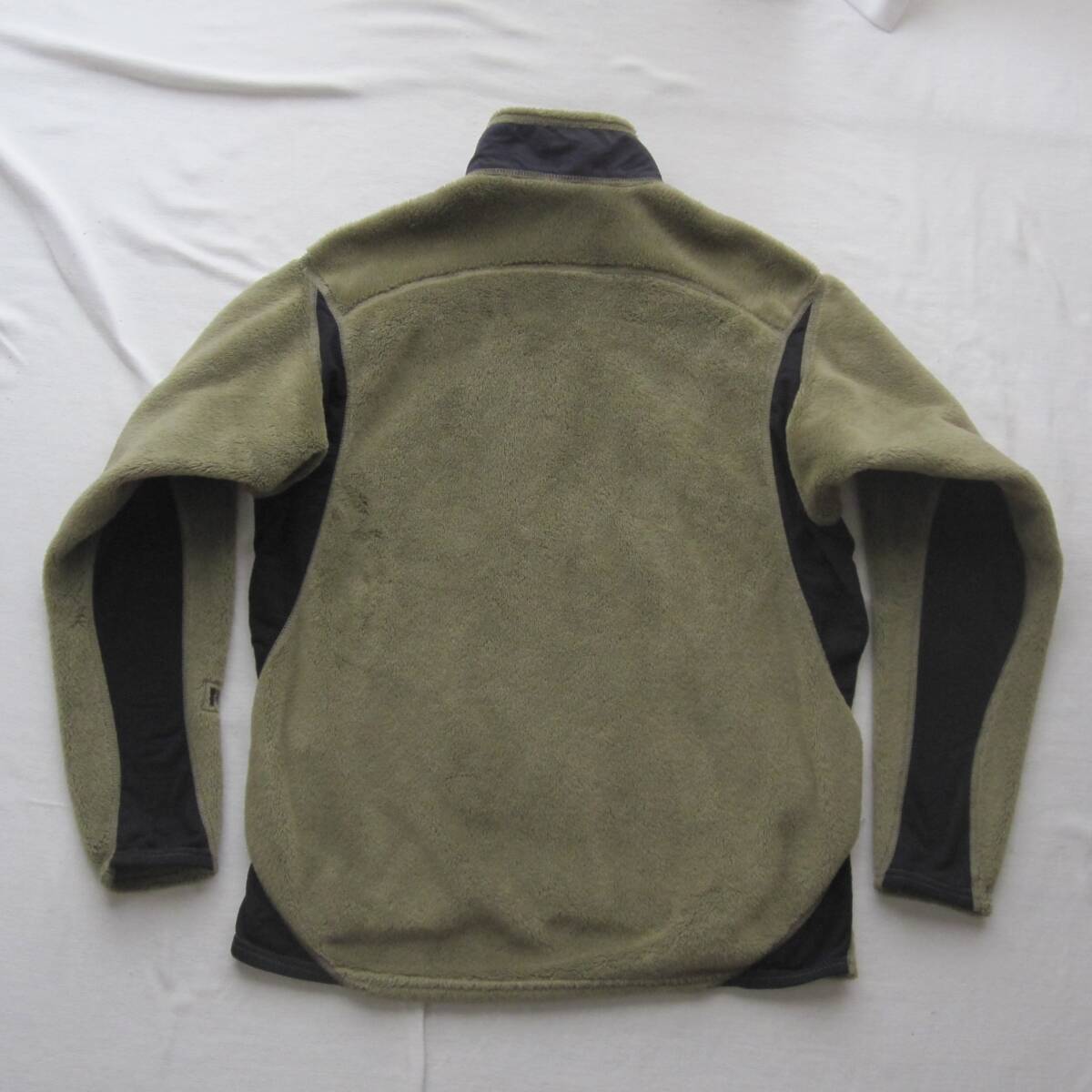 02 パタゴニア R2 ジャケット (M) / フィールドグリーン / USA製 02 パタゴニア R2 ジャケット (M) / フィールドグリーン / USA製