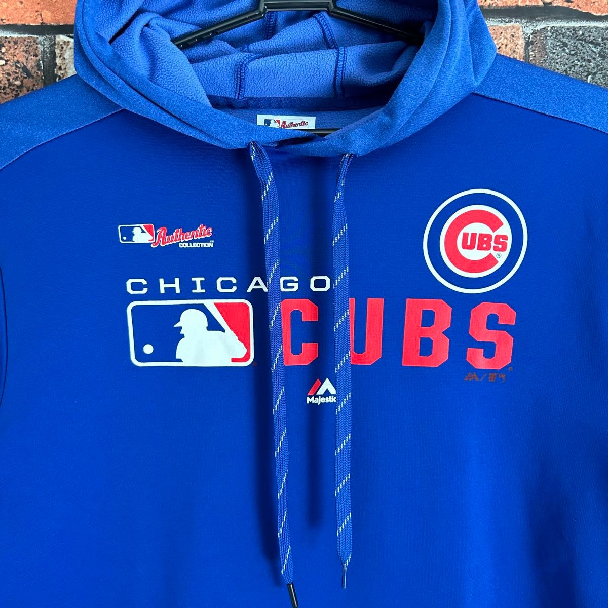 MLB メジャーリーグ シカゴカブス majestic Authentic パーカー MLB メジャーリーグ シカゴカブス majestic Authentic パーカー