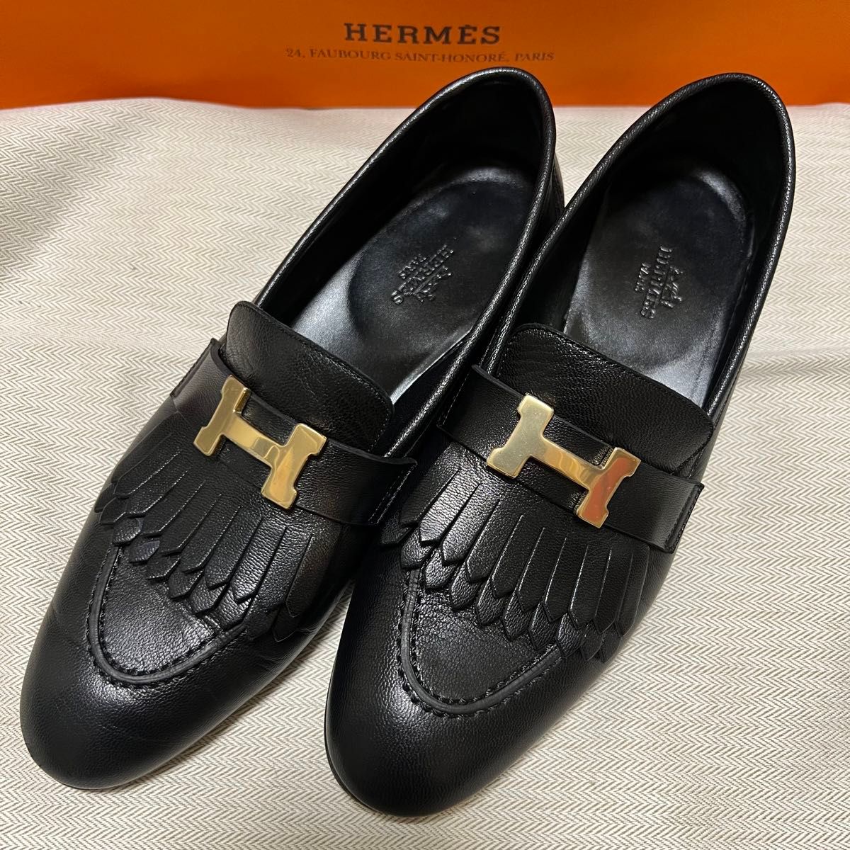 HERMES モカシンロワイヤル 38 5 エルメス 美品 モカシン 靴 黒 HERMES モカシンロワイヤル 38 5 エルメス 美品 モカシン 靴 黒