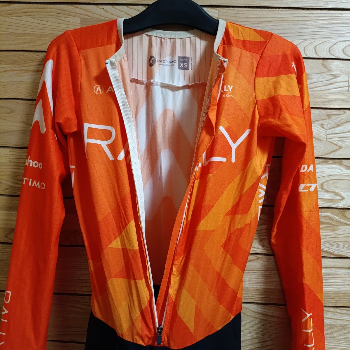 珍しい  支給品 スキンスーツ RALLY CYCLING ラリーサイクリング ワンピ ウェア
