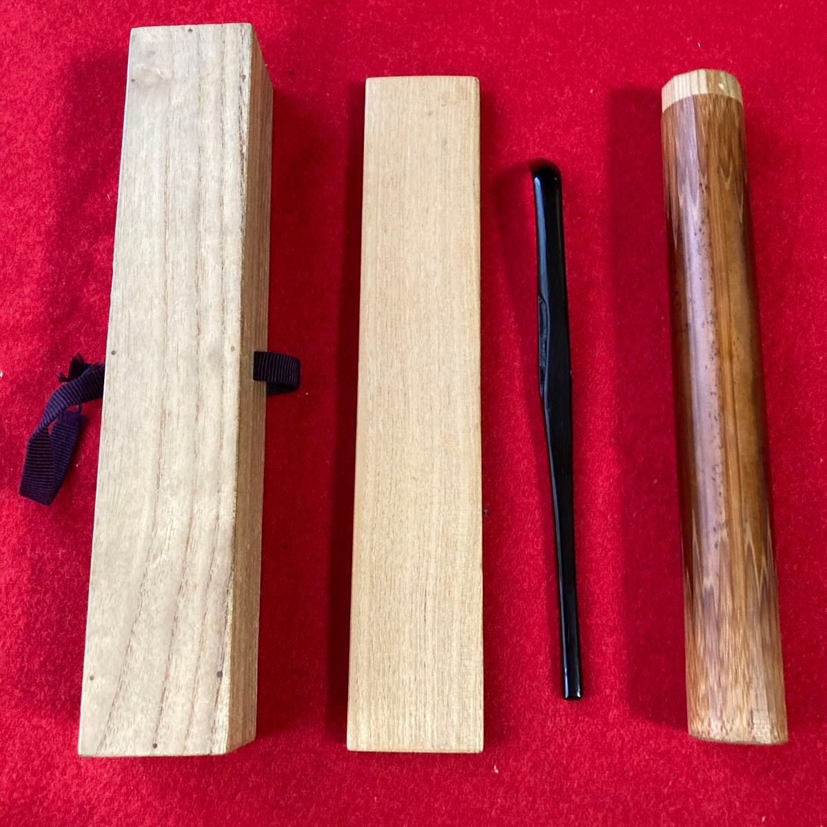竹茶杓 銘「虫の音」 茶道具 煤竹茶杓 歌銘 虫の音 宗臣造 共箱 /茶道 利休 裏千家