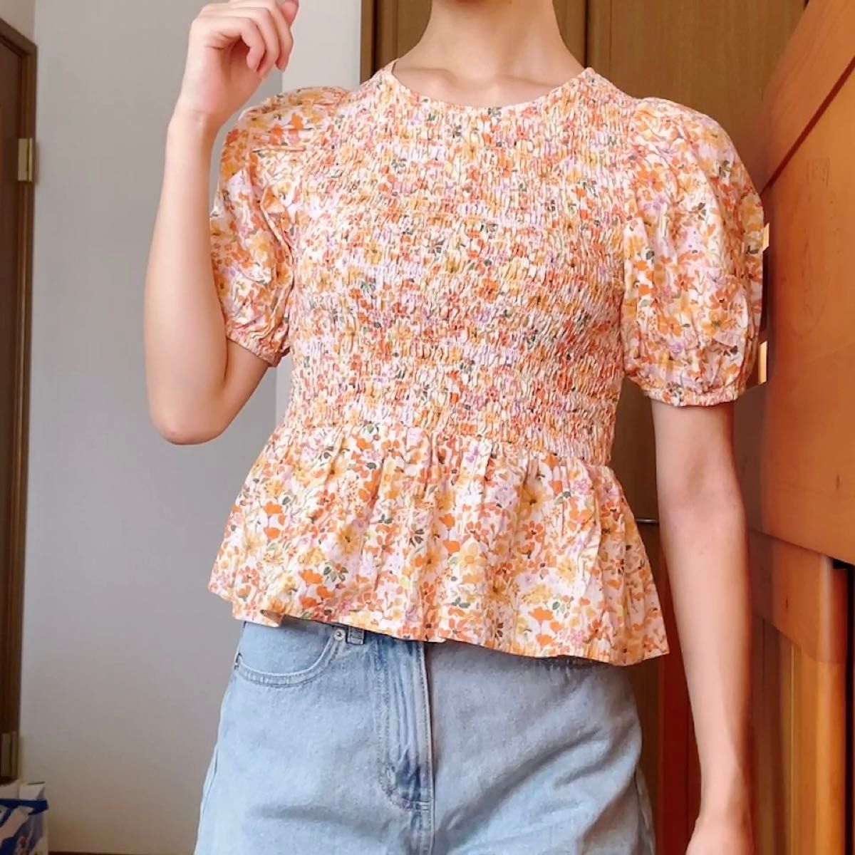 【海外購入品】flo&frankie Ivy + Jack フラワーシャーリングブラウス