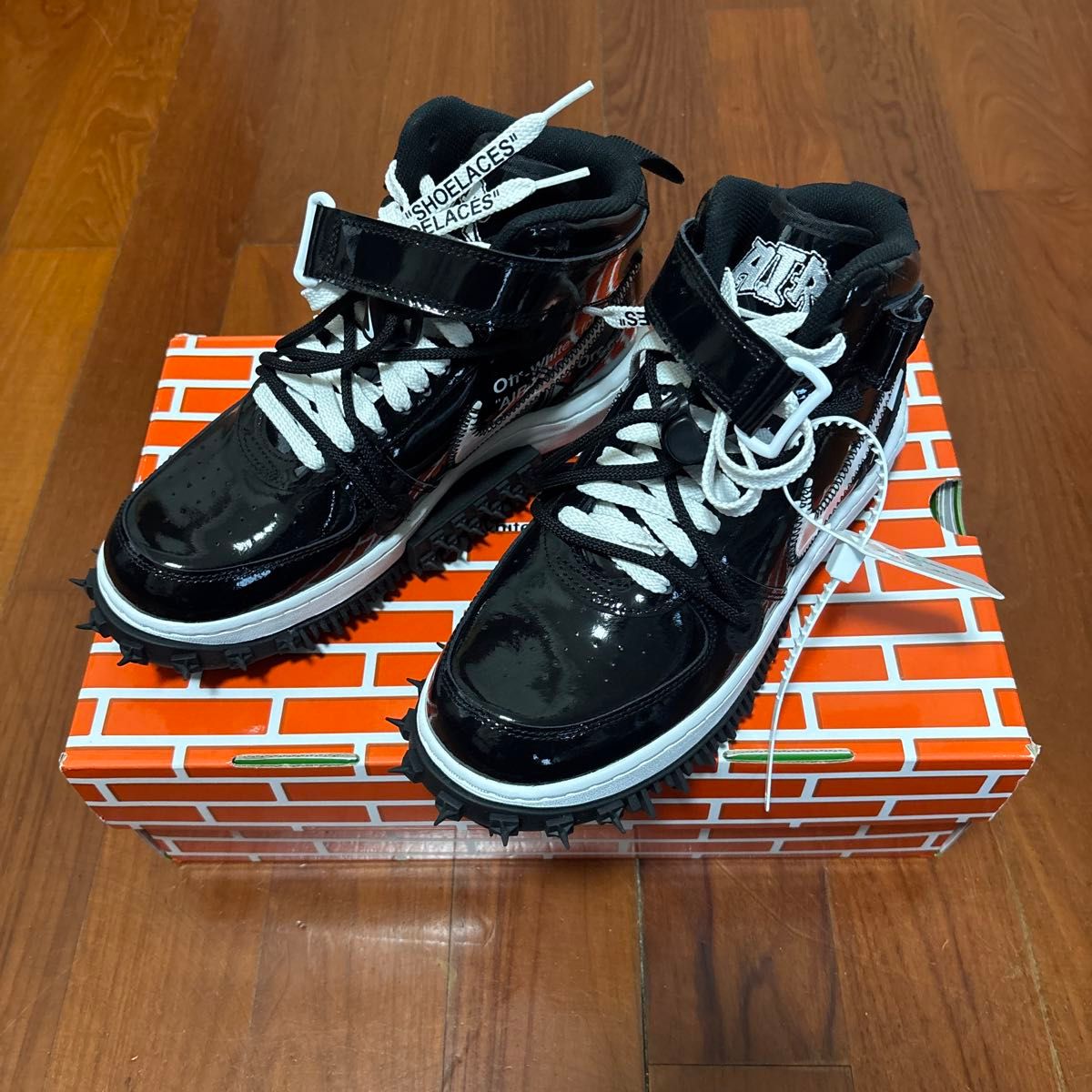新品Off-White × Nike Air Force 1 Mid Sheed ブラック|Yahoo 新品Off-White × Nike Air Force 1 Mid Sheed ブラック|Yahoo