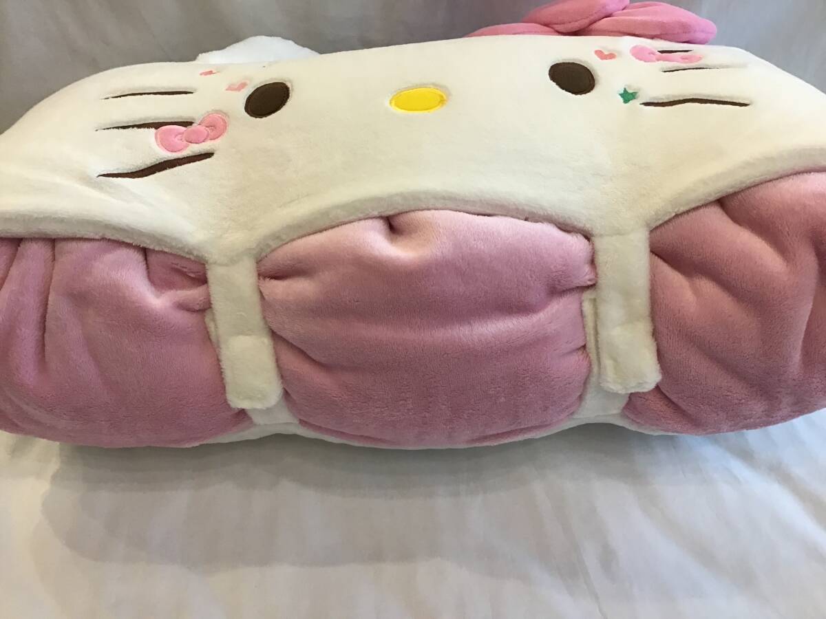 新品 ハローキティ 寝袋 70×150cm キャラクター ダイカット 新品 ハローキティ 寝袋 70×150cm キャラクター ダイカット