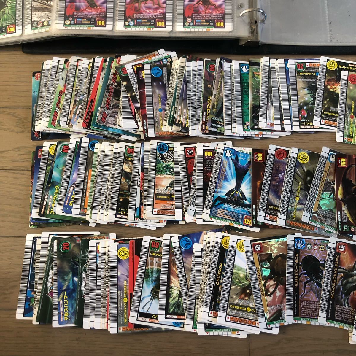 甲虫王者ムシキング ムシキングカード まとめ売り ファイル2冊 甲虫王者ムシキング ムシキングカード まとめ売り ファイル2冊