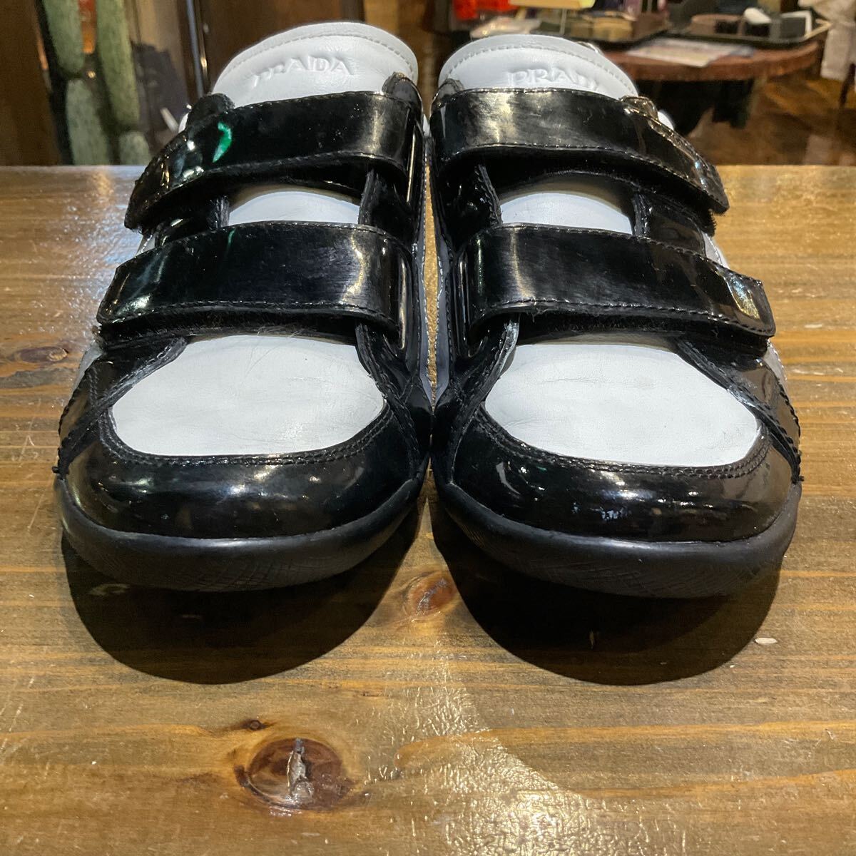 PRADA SPORT プラダスポーツ レザー エナメル ベルクロ PRADA SPORT プラダスポーツ レザー エナメル ベルクロ