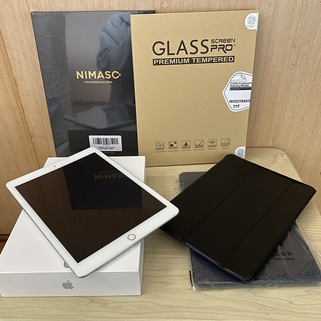 iPad(第6世代) Wi-Fi+Cellularモデル 32GB シルバー 中古 難あり