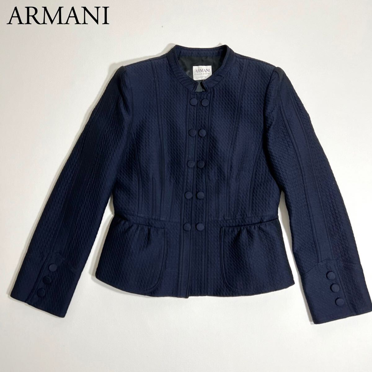 美品 ARMANI COLLEZIONI アルマーニコレツォーニ ノーカラージャケット アウター スタンドカラー イタリア製 ネイビー レディース ジャケット・ブレザー
