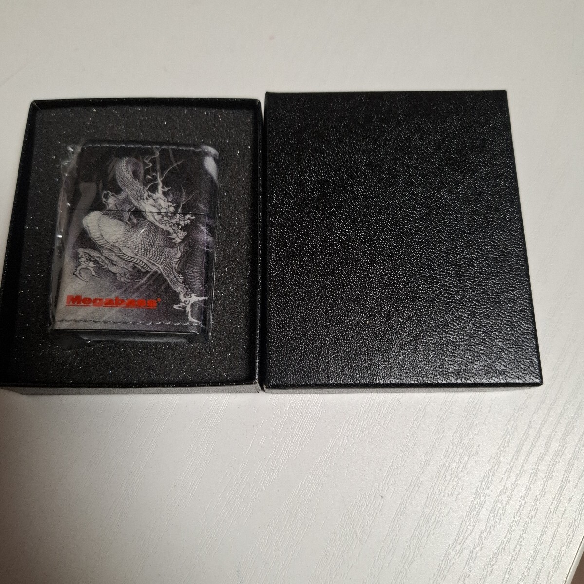 激レア！限定品？　美術皮革　ART LEATHER　アートレザー　メガバス　ジッポーライター　Megabass 　Zippo　　　ITO　　新品