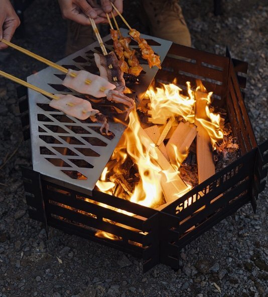 屋外キャンプ焚火炉は取り外し可折りたたみ耐熱耐食性ステンレス 屋外キャンプ焚火炉は取り外し可折りたたみ耐熱耐食性ステンレス