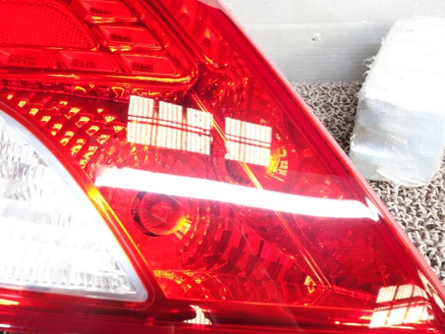 8445 Peugeot 207 A75F01 задний фонарь / свет левый