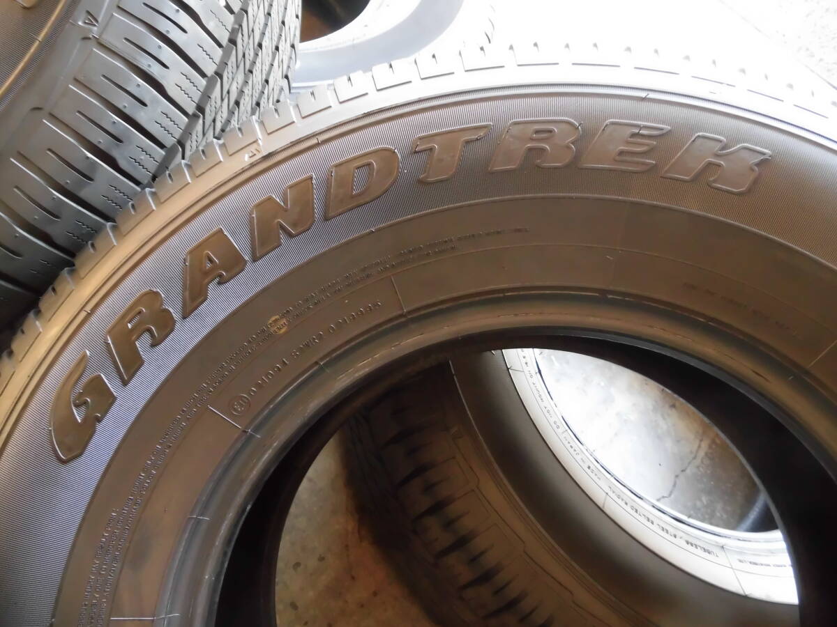 特価!! 新車外し(中古)タイヤ4本◆265/70R16 112S(265/70-16)70ランクル ハイラックスサーフ ランクルプラド 90 70 サファリ パジェロ 車検