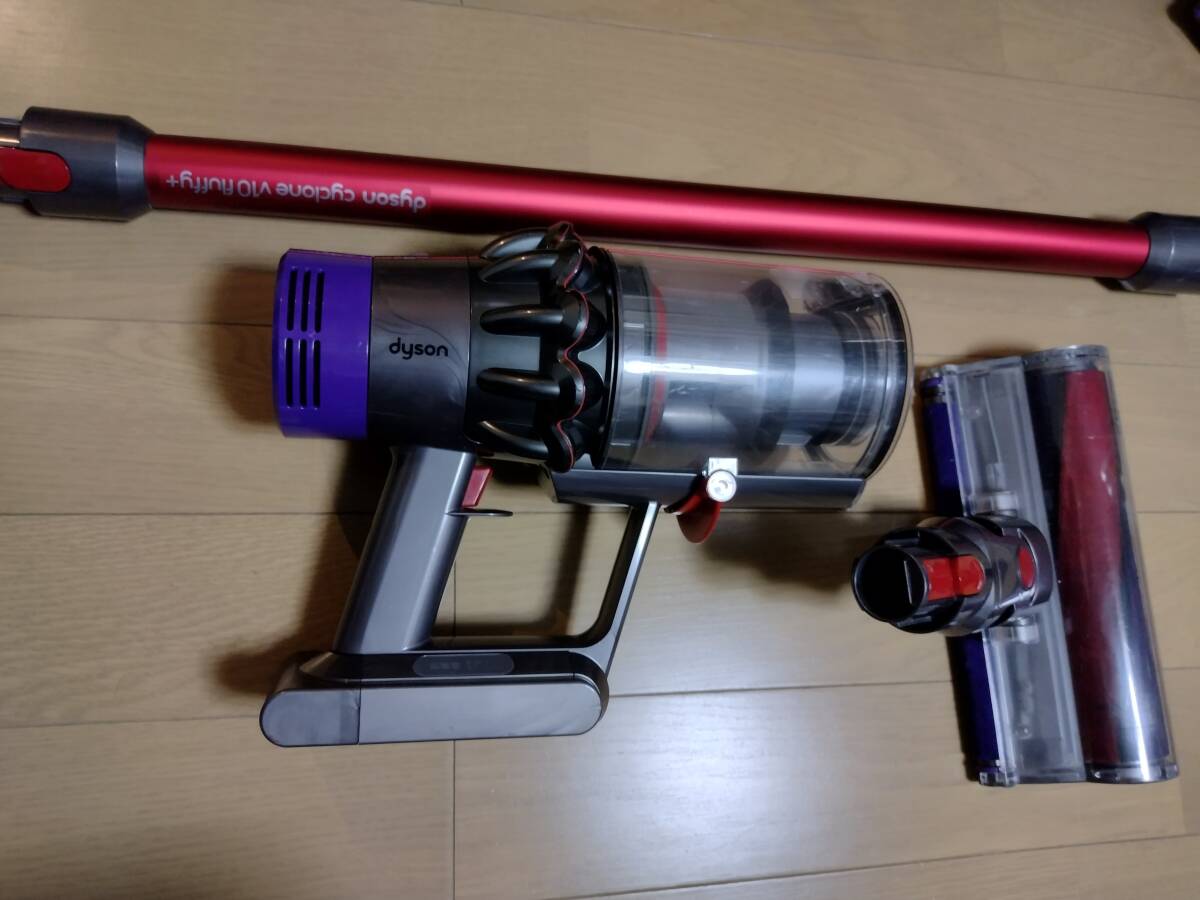 ダイソン☆掃除機☆V10☆SV12☆純正バッテリー新品と大差なし