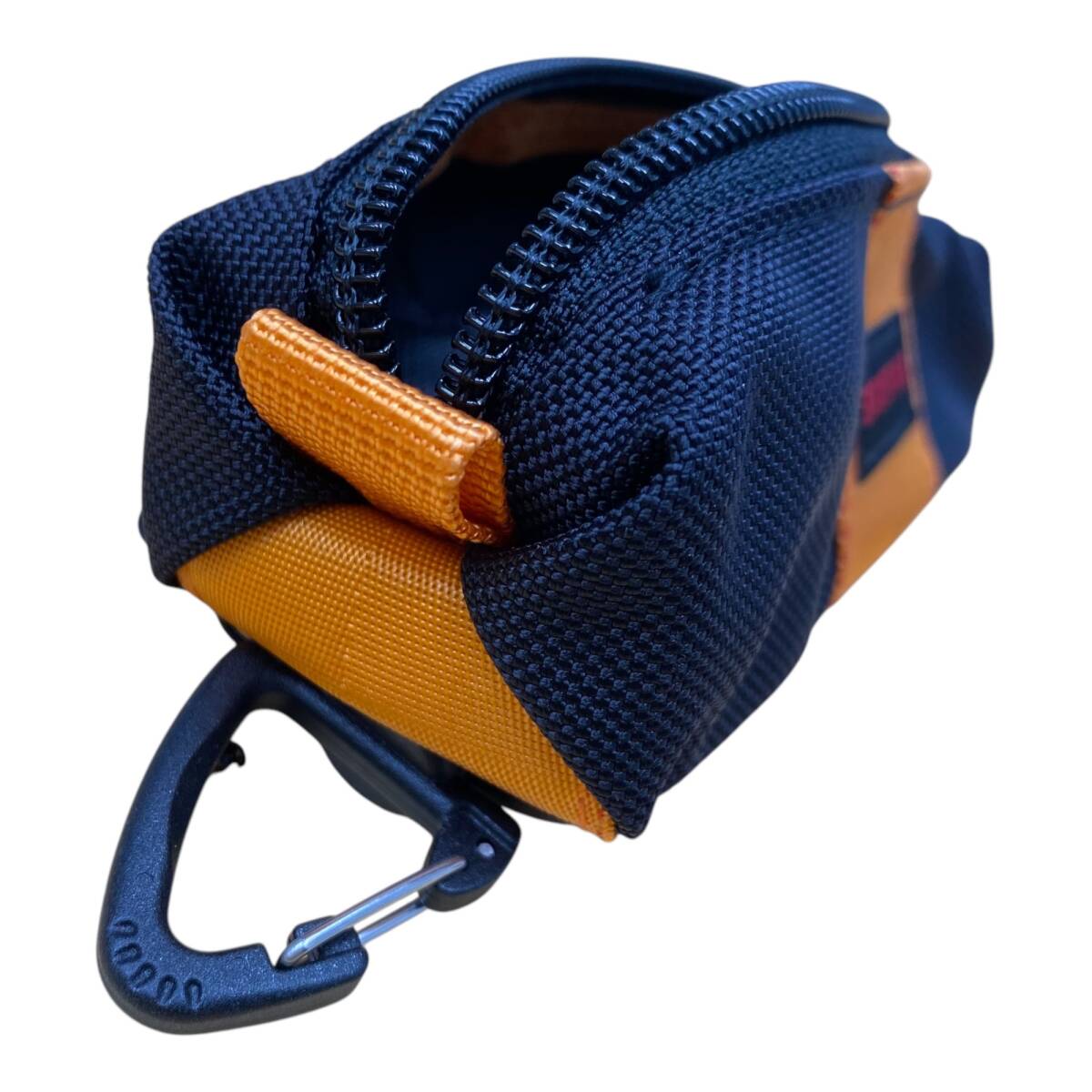 希少　美品　限定　ブリーフィング　ビームスゴルフ　ポーチ　ファイヤーオレンジ 希少 美品 限定 ブリーフィング ビームスゴルフ ポーチ