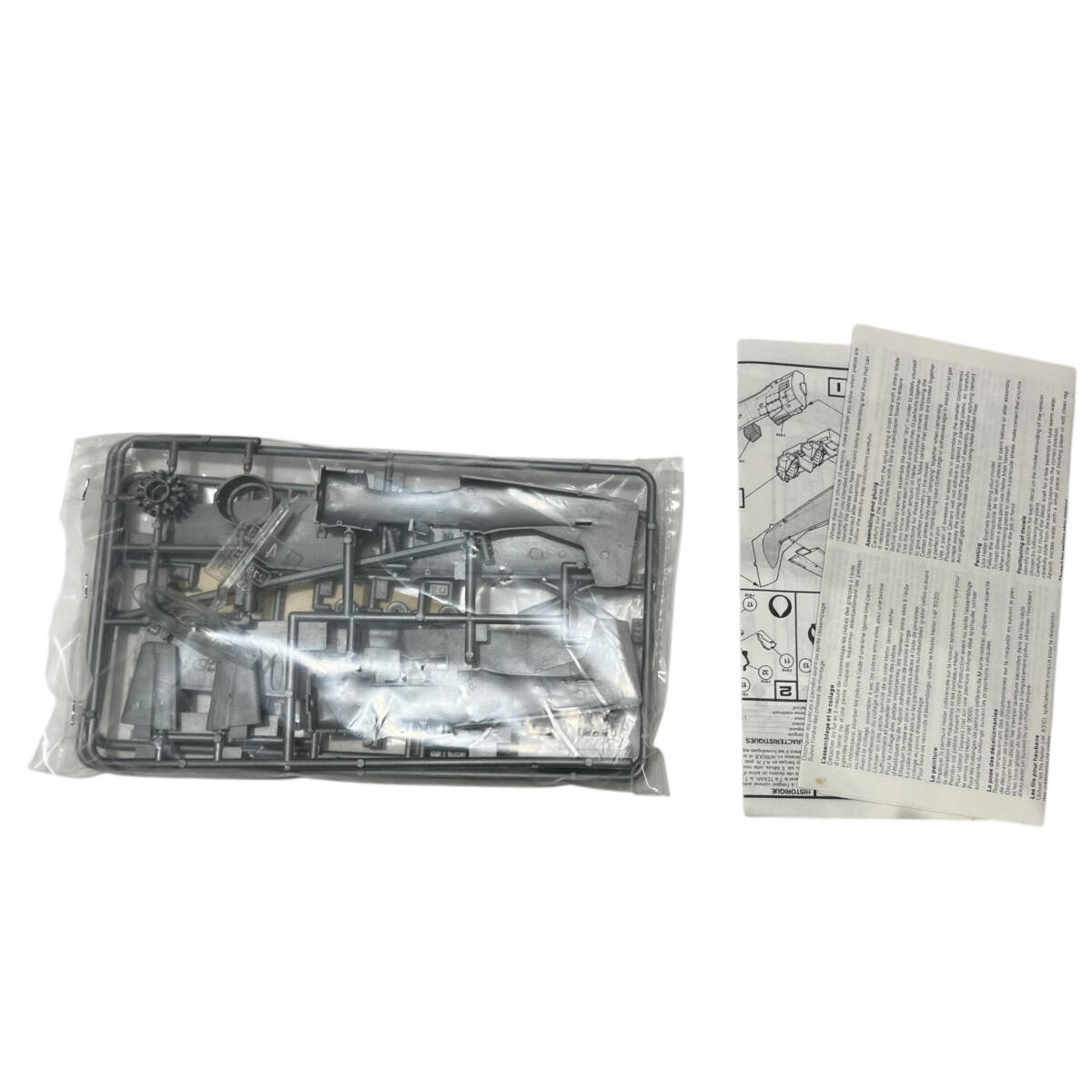 # не использовался товар #Heller 1/72 пластиковая модель N.A T-28 TROJAN/FENNEC ZE2513Z