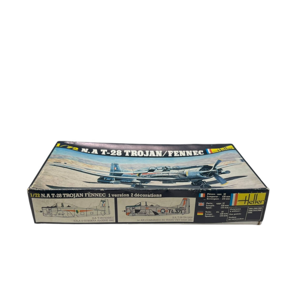# не использовался товар #Heller 1/72 пластиковая модель N.A T-28 TROJAN/FENNEC ZE2513Z