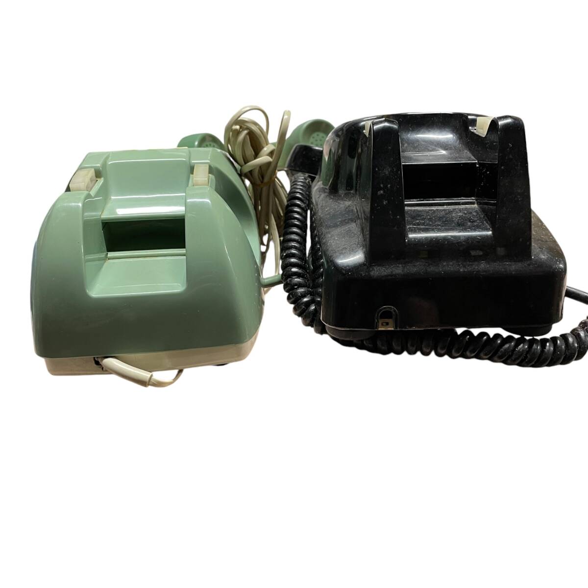◇中古品◇昭和レトロ 電話機 まとめ2点 電電公社 600-P ◇中古品◇昭和レトロ 電話機 まとめ2点 電電公社 600-P