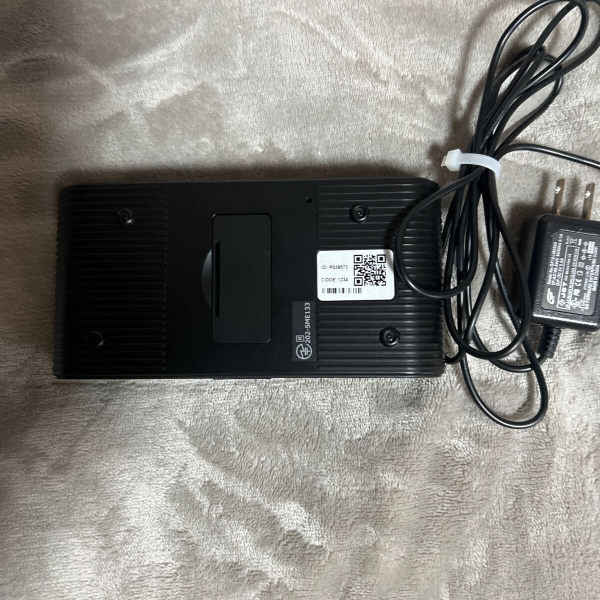 Mctec防犯カメラ置時計型スマホでも見れます。