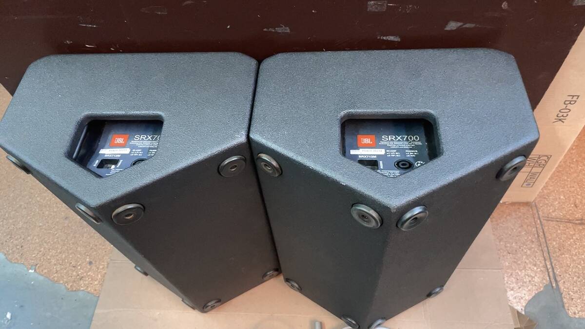 Yahoo!オークション - 動作品 JBL 業務用スピーカー SRX700 Yahoo!オークション - 動作品 JBL 業務用スピーカー SRX700