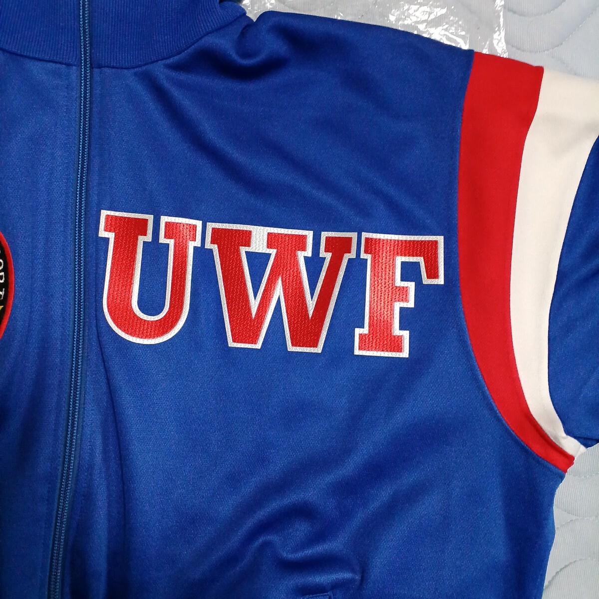 Yahoo!オークション - UWF ユニバーサルプロレスリング Yahoo!オークション - UWF ユニバーサルプロレスリング
