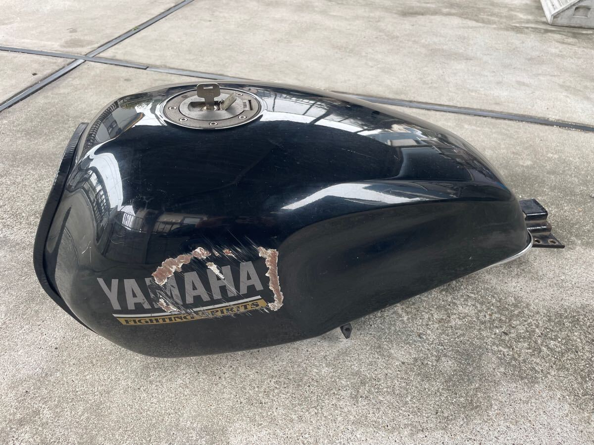 ゴールデンウィーク特別価格!YAMAHA!!xjr400 4hmタンク Yahoo!オークション - XJR400 4HM ガソリンタンク