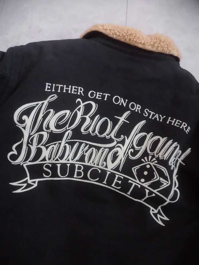 Bibian 比比昂- SUBCIETY サブサエティロゴチェーン刺繍裏ボア Bibian 比比昂- SUBCIETY サブサエティロゴチェーン刺繍裏ボア