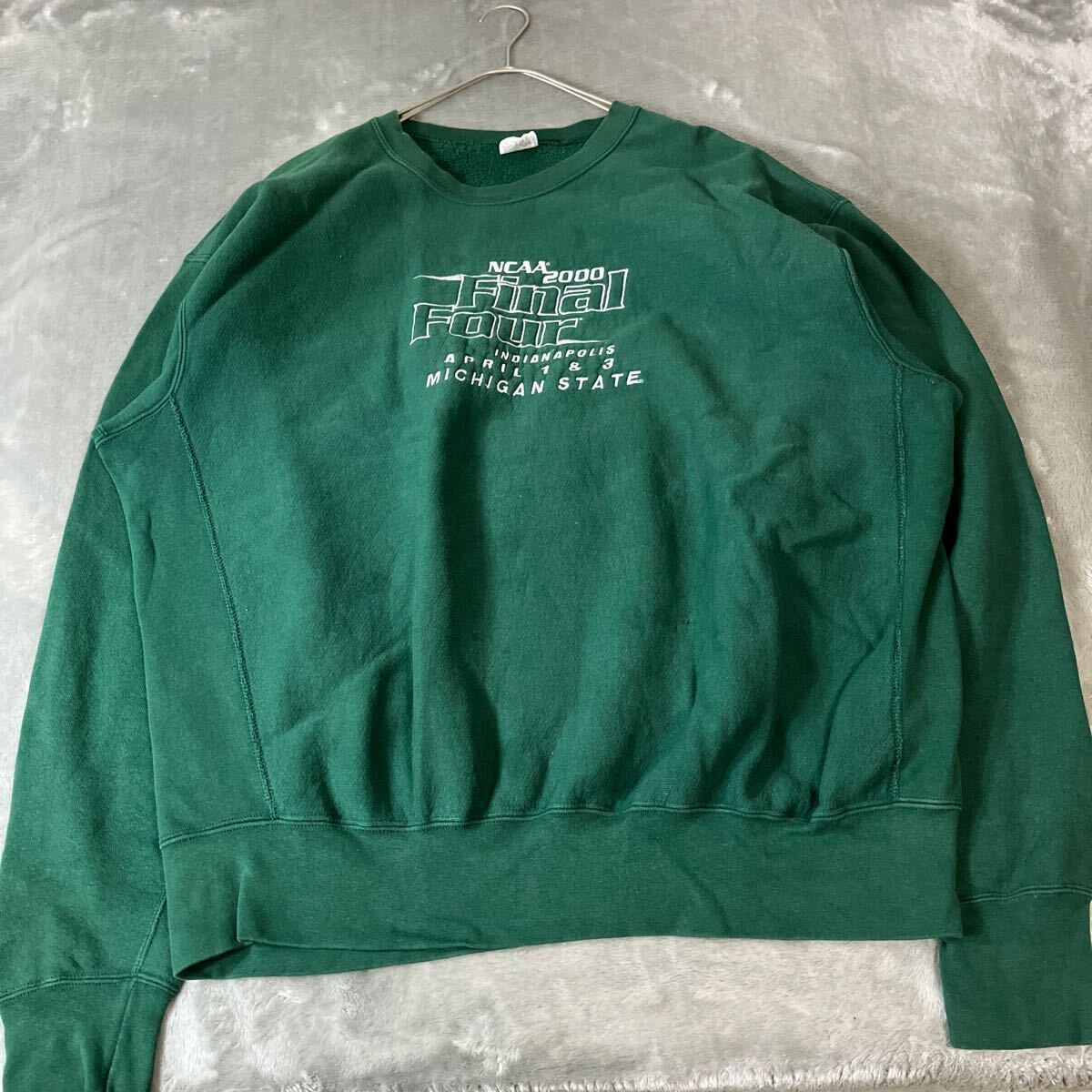 ヘビーウェイト カレッジ　刺繍デザイン2000年 スウェット トレーナー US古着 ミシガン 緑　グリーン 2XL〜3XLサイズ相当