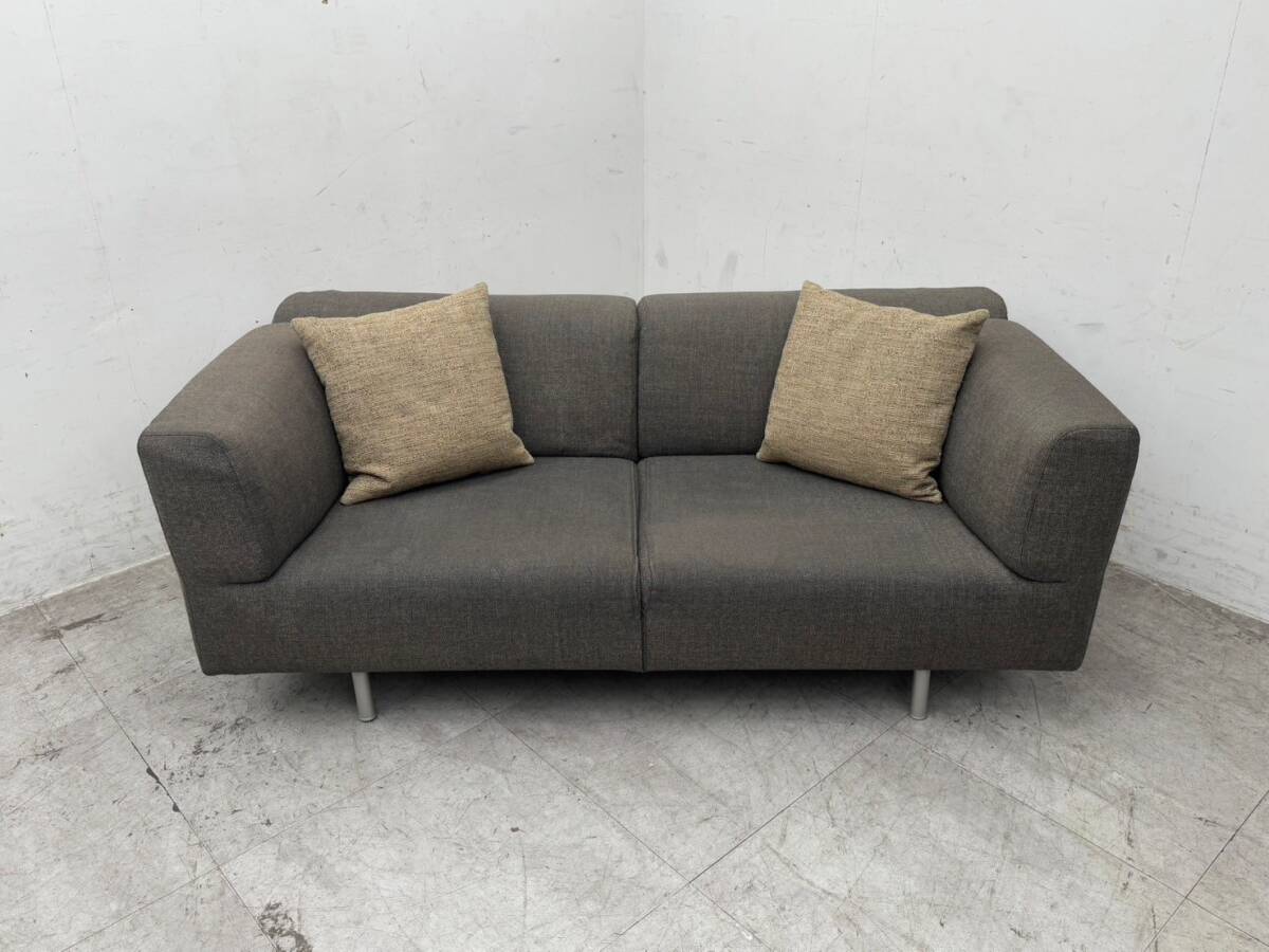 Yahoo!オークション - T6247 展示品 カッシーナ CASSINA 250MET Yahoo!オークション - T6247 展示品 カッシーナ CASSINA 250MET