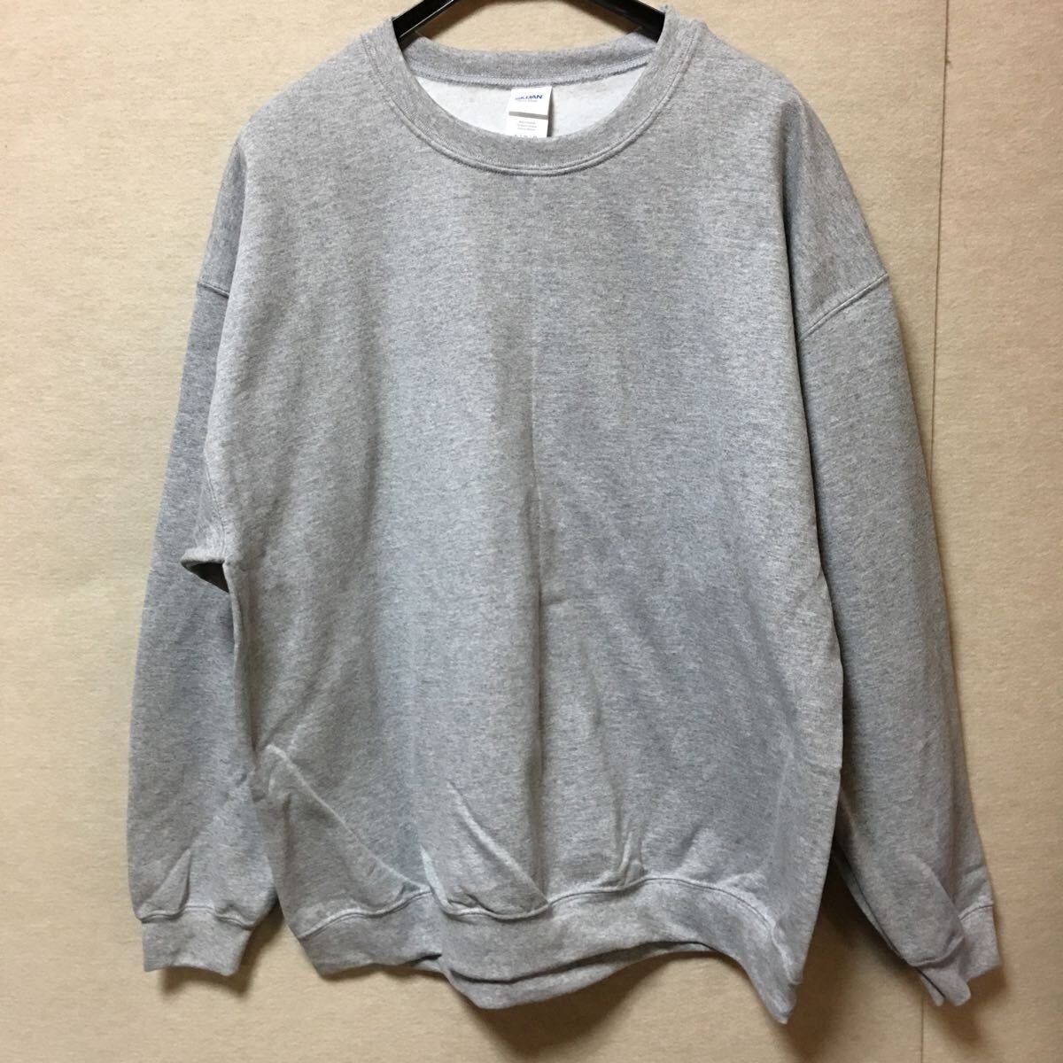 新品未使用 GILDAN ギルダン 長袖トレーナー グレー XL