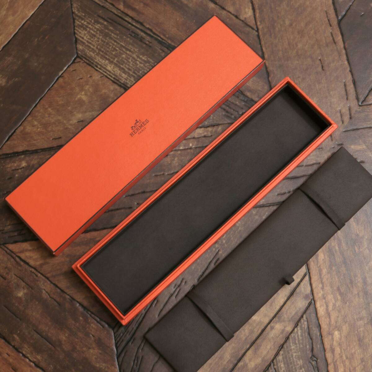 エルメス 空箱 シェーヌダンクル TGM&GM ブレスレット HERMES アクセサリー ボックス BOX ケース 1(エルメス)|売買されたオークション情報、Yahoo!オークション(旧ヤフオク!) の商品情報をアーカイブ公開 - オークファン(aucfan.com) エルメス 空箱 シェーヌダンクル TGM&GM ブレスレット HERMES アクセサリー ボックス BOX ケース 1(エルメス)|売買されたオークション情報、Yahoo!オークション(旧ヤフオク!) の商品情報をアーカイブ公開 - オークファン(aucfan.com)